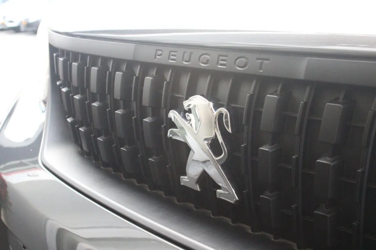 EV L2 75 kWh | NAVIGATIE 10" TOUCHSCREEN | ACHTERUITRIJ CAMERA | APPLE CARPLAY/ANDROID AUTO | PARKEERSENSOREN | CRUISE CONTROL | DAB+ RADIO | 3-ZITS | LAADRUIMTE PAKKET | PACK MODUWORK |