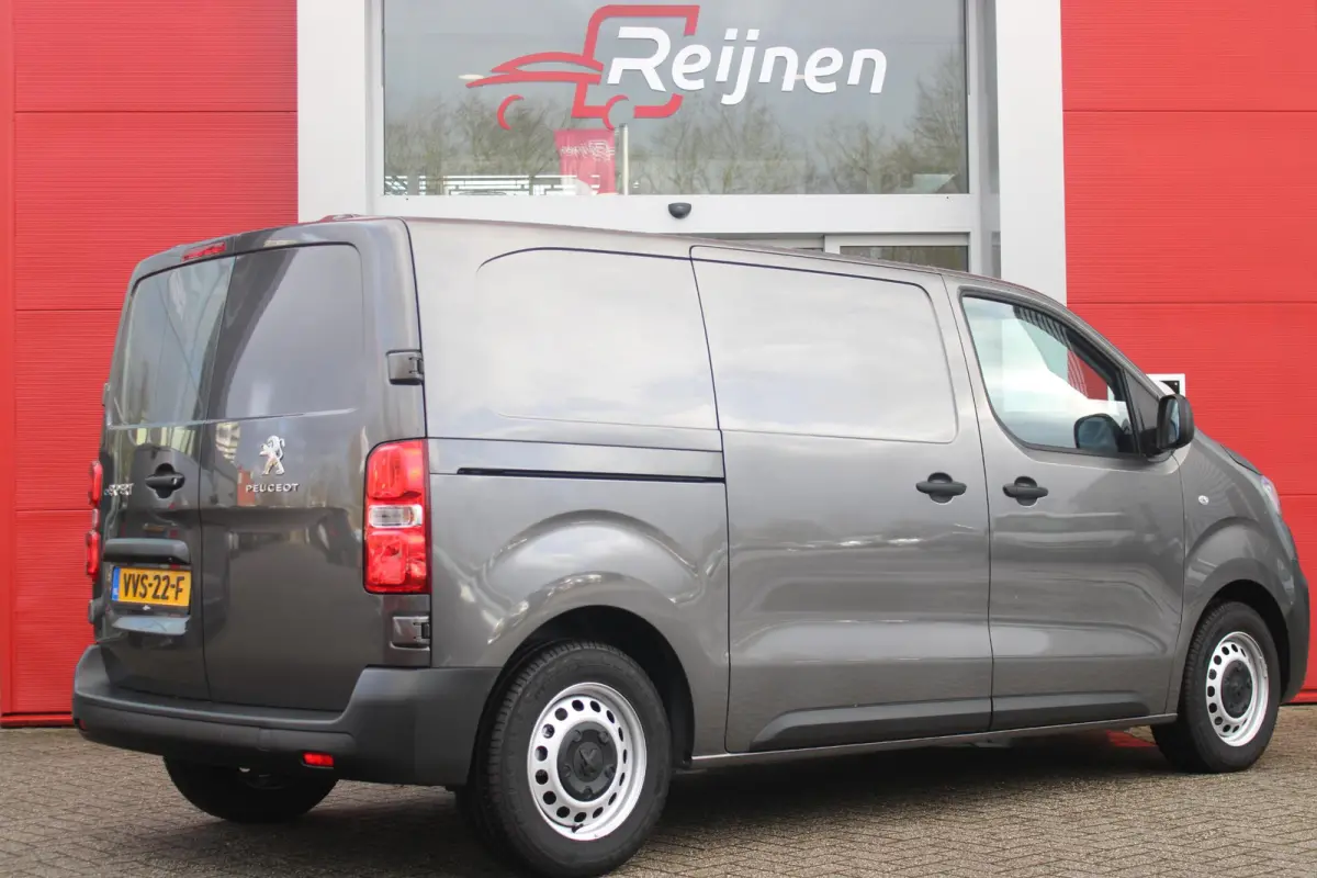 EV L2 75 kWh | NAVIGATIE 10" TOUCHSCREEN | ACHTERUITRIJ CAMERA | APPLE CARPLAY/ANDROID AUTO | PARKEERSENSOREN | CRUISE CONTROL | DAB+ RADIO | 3-ZITS | LAADRUIMTE PAKKET | PACK MODUWORK |