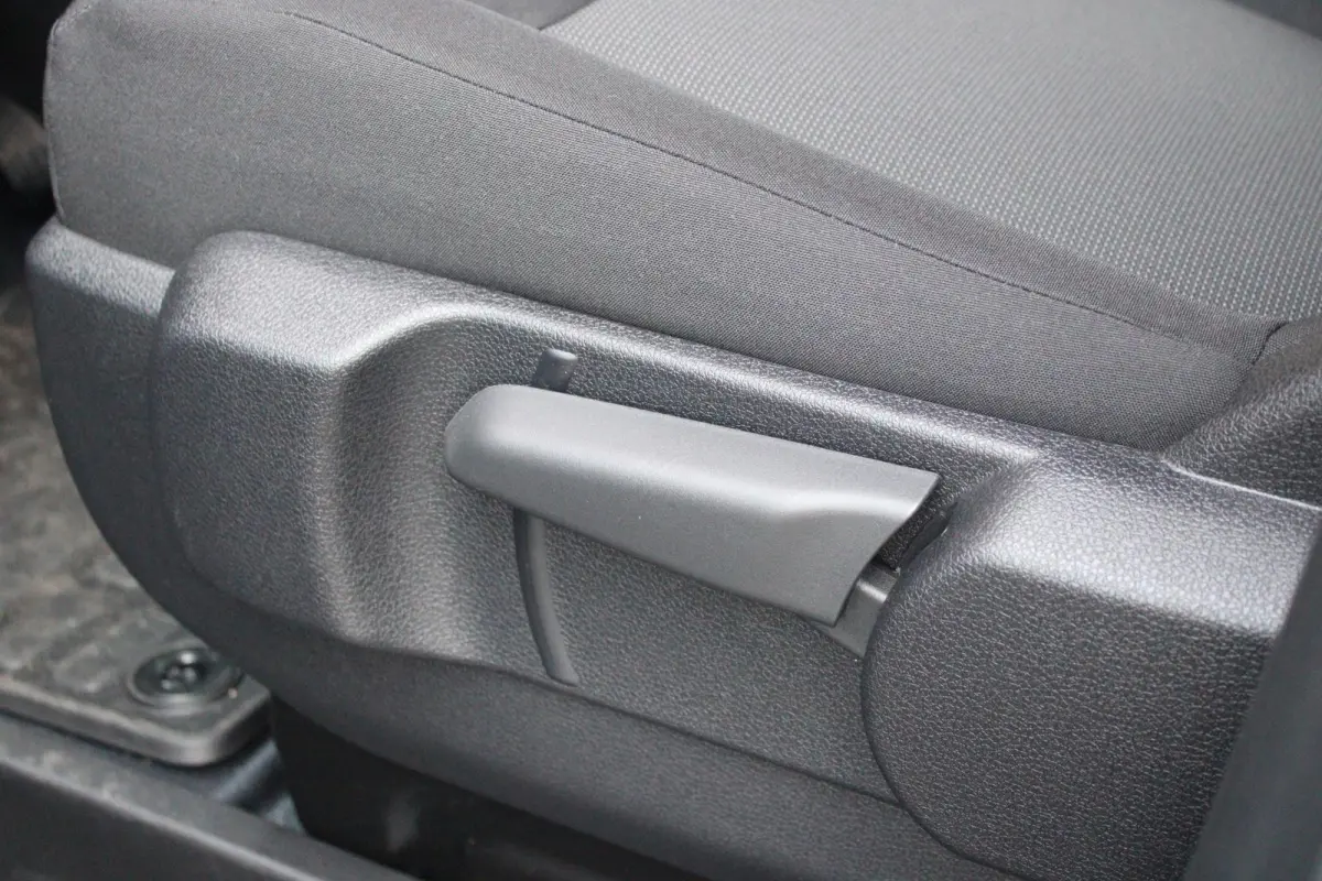 EV L2 75 kWh | NAVIGATIE 10" TOUCHSCREEN | ACHTERUITRIJ CAMERA | APPLE CARPLAY/ANDROID AUTO | PARKEERSENSOREN | CRUISE CONTROL | DAB+ RADIO | 3-ZITS | LAADRUIMTE PAKKET | PACK MODUWORK |