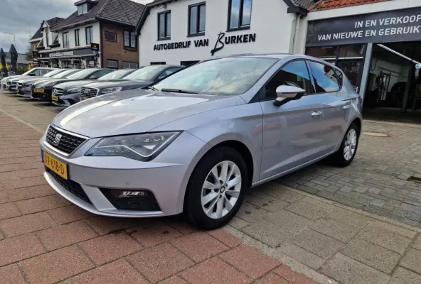 1.5 TGI Style, Navigatie,Apple Car Play,L.M.Velgen,Parkeersensoren