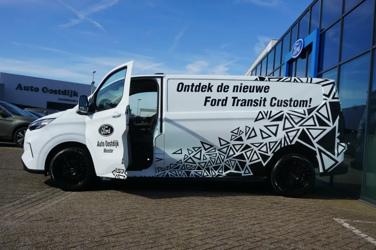 320 2.0 TDCI L2H1 Trend 136PK DIRECT RIJDEN!! Camera Carplay-Navi Cruise LED Laadruimte Parkeersensoren