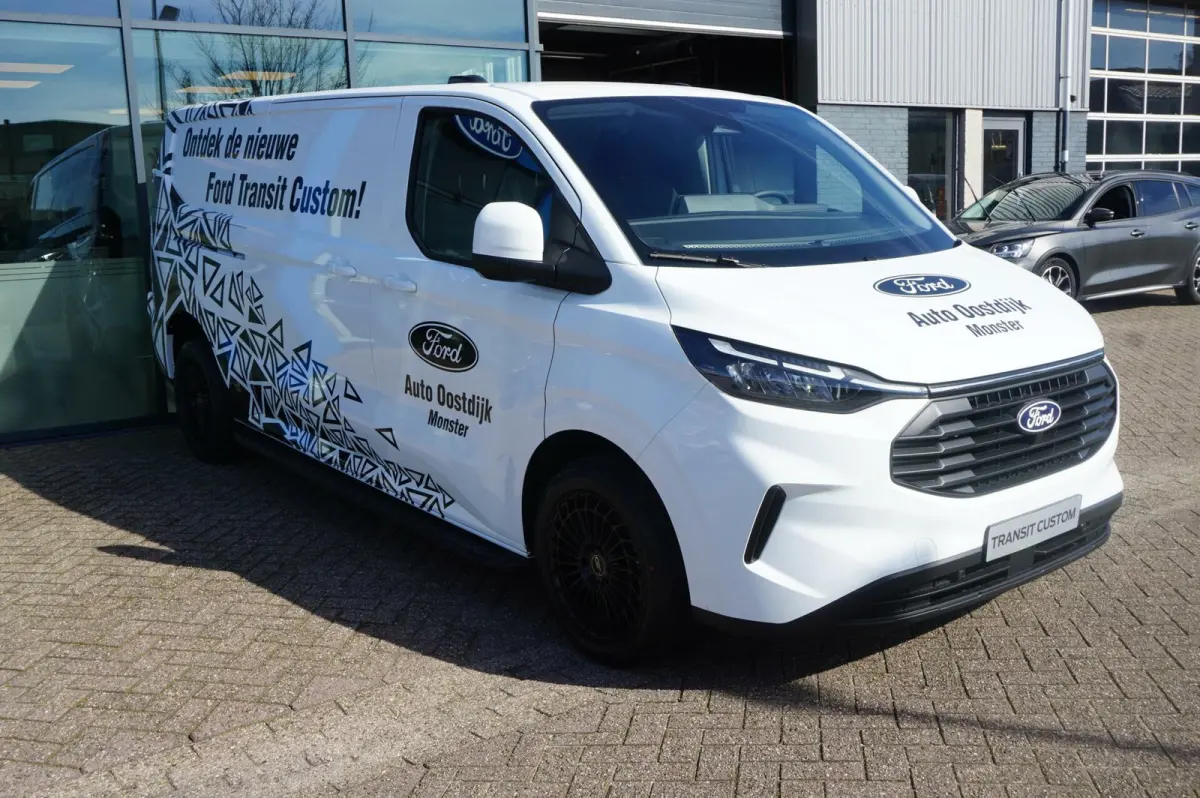 320 2.0 TDCI L2H1 Trend 136PK DIRECT RIJDEN!! Camera Carplay-Navi Cruise LED Laadruimte Parkeersensoren