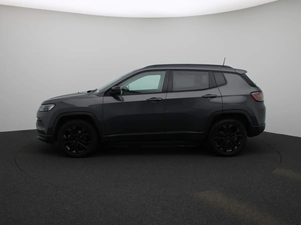 1.5T e-Hybrid Night Eagle | Half-Leder | Navigatie | Parkeercamera | Climate control | Lichtmetalen velgen | LED |