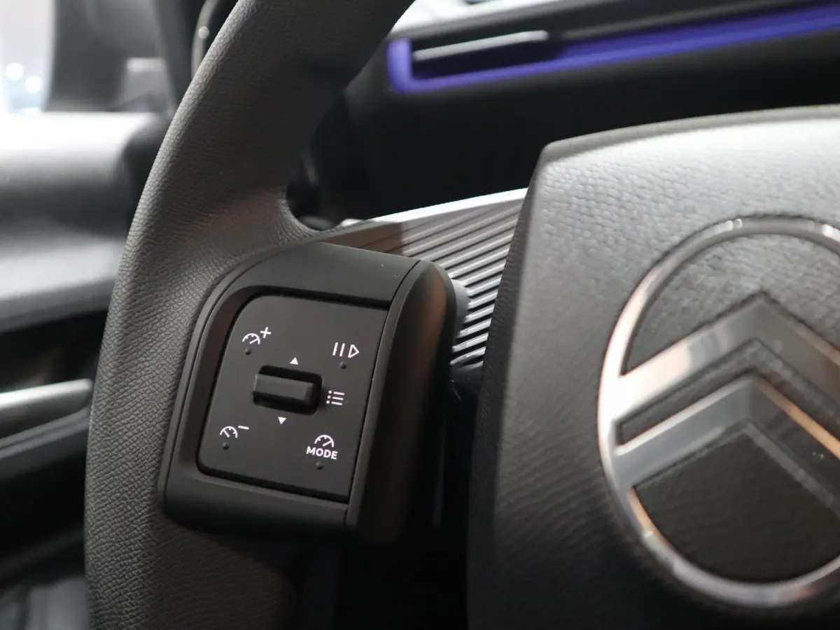 You 113pk 44 kWh Citroen Ë-C3 You 44 kWh - CRUISE CONTROL - AIRCO - BLUETOOTH