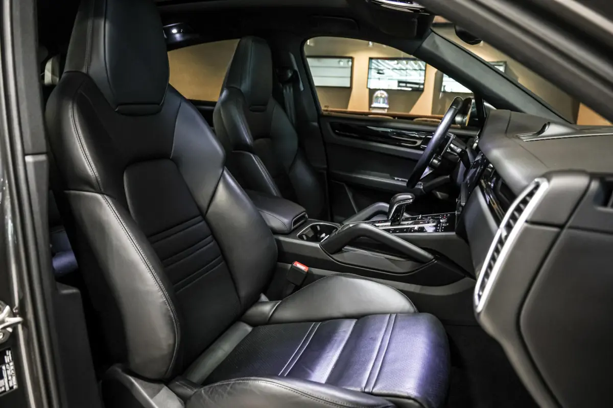 3.0 E-Hybrid|ACC|GTS-stoel|Chrono|Pano