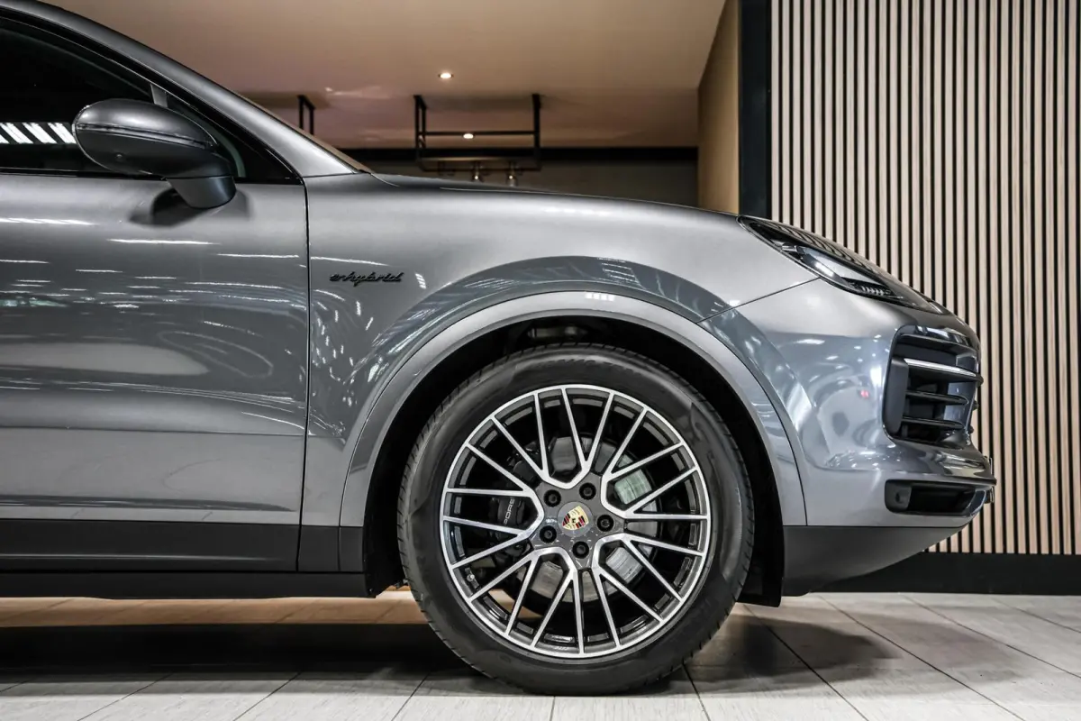 3.0 E-Hybrid|ACC|GTS-stoel|Chrono|Pano