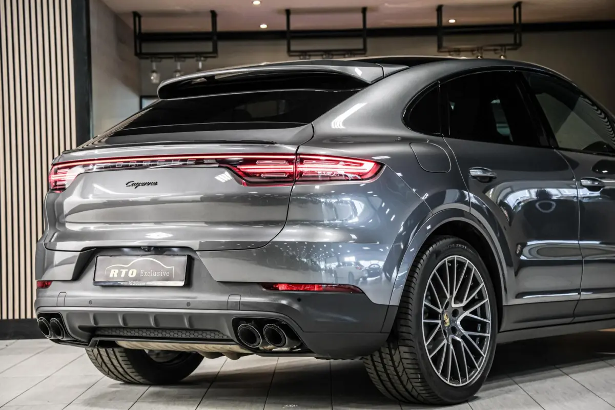 3.0 E-Hybrid|ACC|GTS-stoel|Chrono|Pano