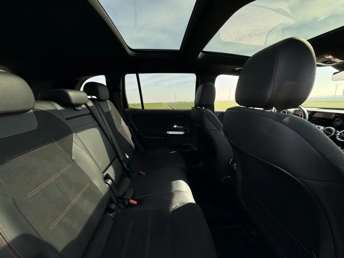 250 AMG Line Pano BTW auto
