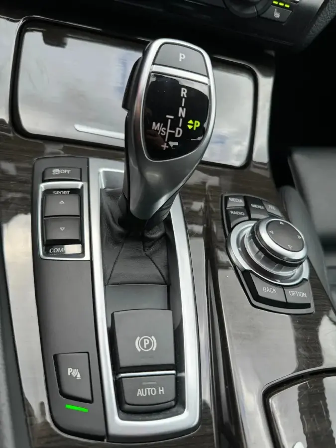 528i AUT M-Sport Vol Leder HUD Navi Prof Stoelverw