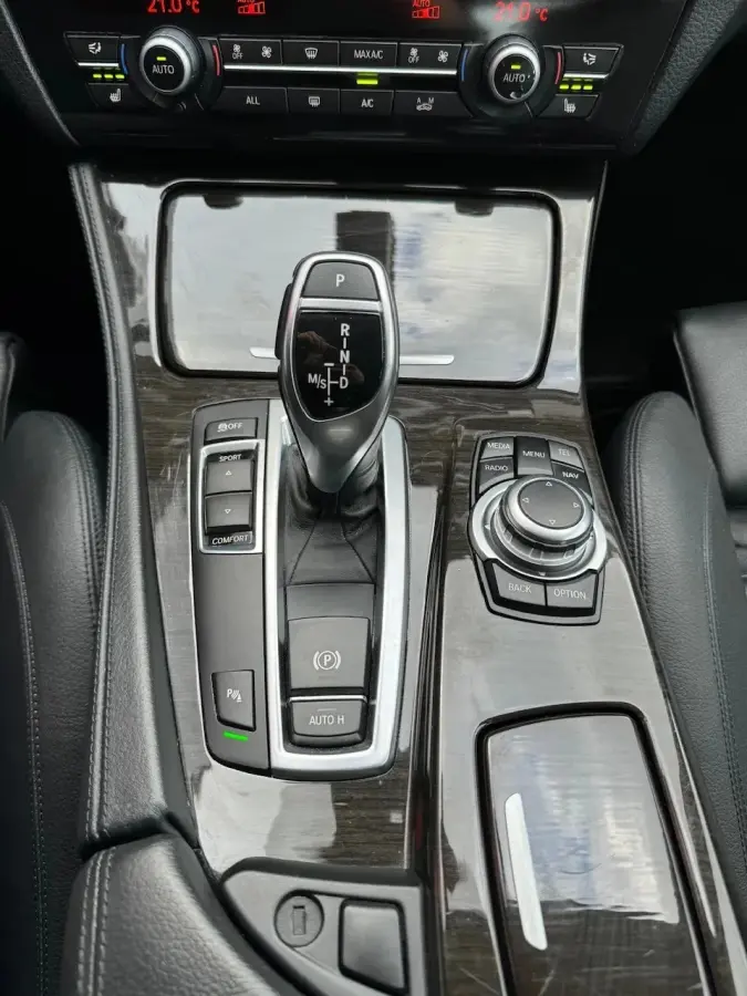 528i AUT M-Sport Vol Leder HUD Navi Prof Stoelverw