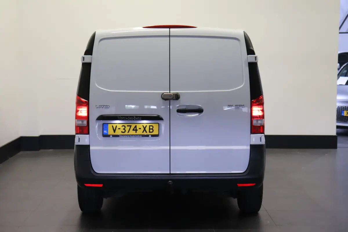 111 CDI - EURO 6 - Airco - Navi - Cruise - € 10.900,- Excl
