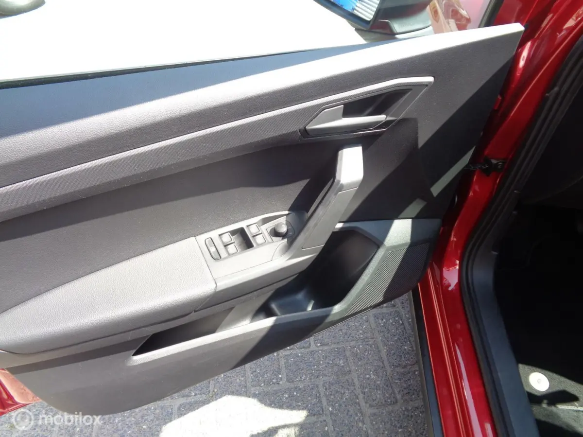 1.0 TSI Reference/Airco/Lm velgen/Carplay/1st eig/Slechts 79000km/Zuinig in verbruik