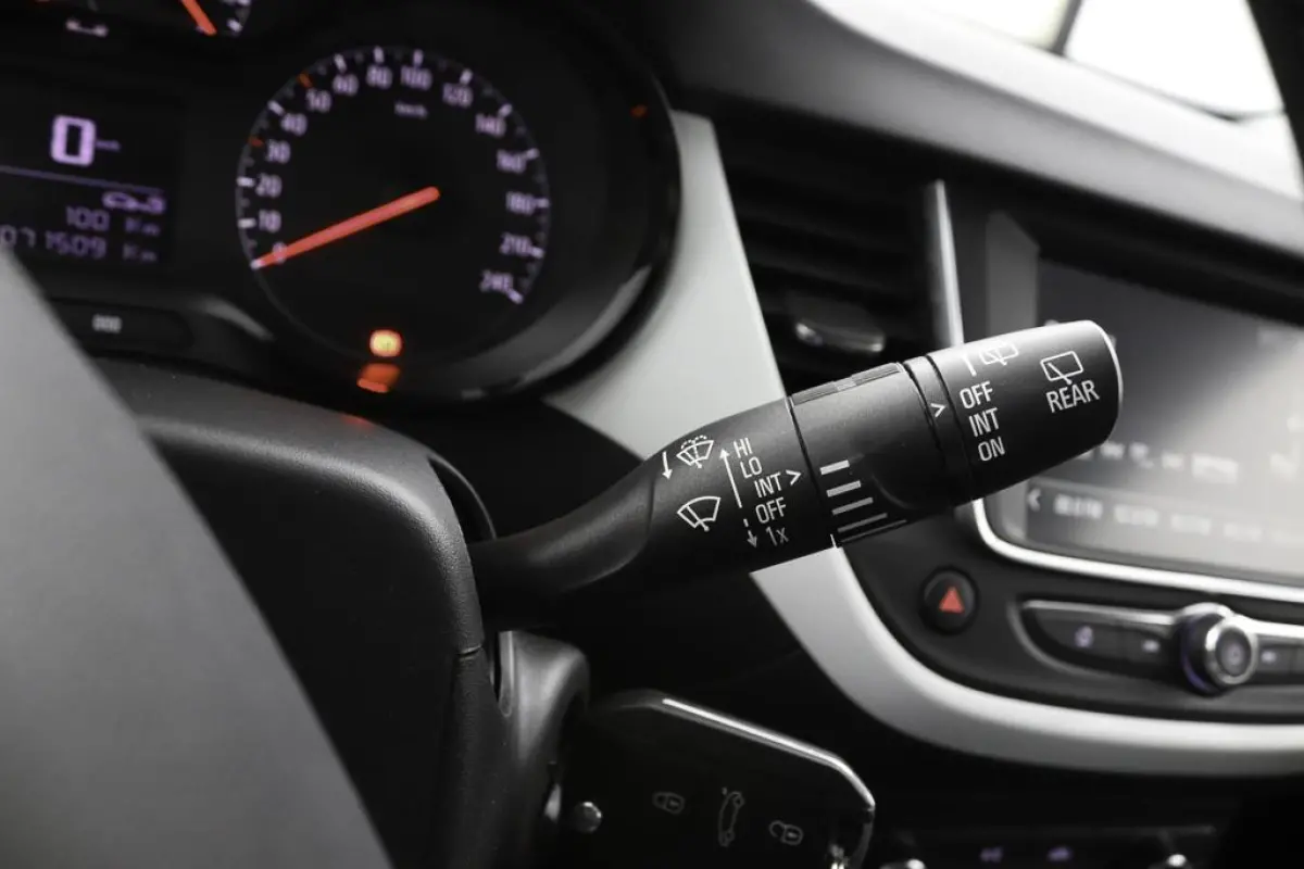 1.2 Turbo Edition 2020*A/C*HAAK*CRUISE*CARPLAY*
