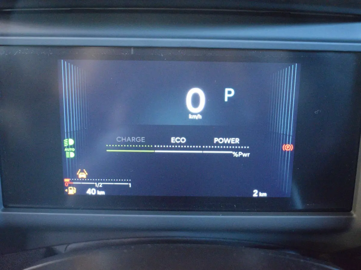 1.2 Hybrid 136 Business | STOELVERWARMING | ADAPTIEVE CRUISE CONTROL | CAMERA + SENSOREN | NAVIGATIE