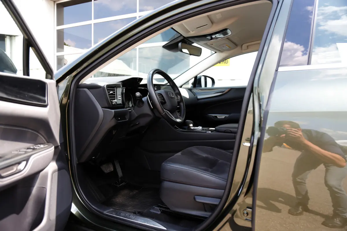 350h*Lexus fabr.garantie t/m 05-2033*Perfect Lexus Onderh.*BTW*ACC/Stoelverw./Stuurverw./Camera/Proact. Rijass./Rijstrook/DAB/LED/Half Leder-alcant./18 inch LM*