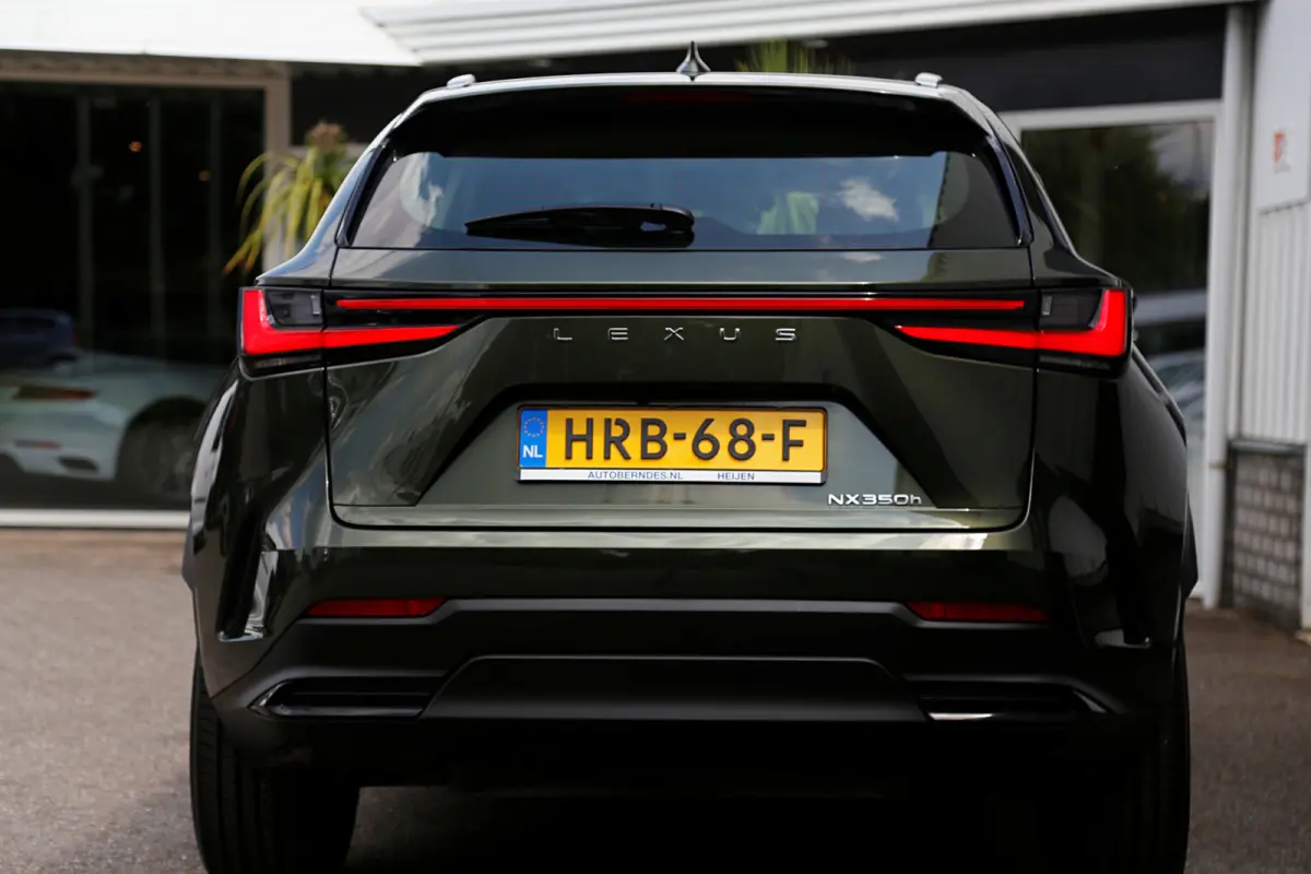 350h*Lexus fabr.garantie t/m 05-2033*Perfect Lexus Onderh.*BTW*ACC/Stoelverw./Stuurverw./Camera/Proact. Rijass./Rijstrook/DAB/LED/Half Leder-alcant./18 inch LM*