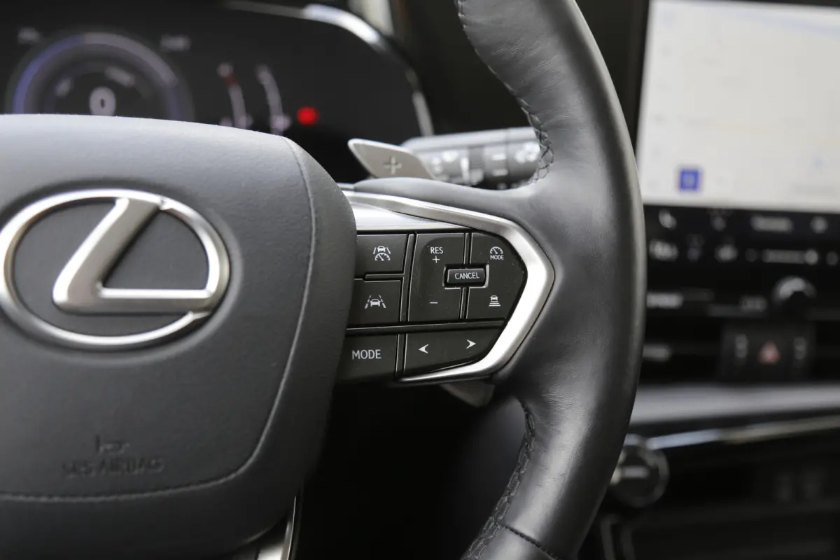 350h*Lexus fabr.garantie t/m 05-2033*Perfect Lexus Onderh.*BTW*ACC/Stoelverw./Stuurverw./Camera/Proact. Rijass./Rijstrook/DAB/LED/Half Leder-alcant./18 inch LM*