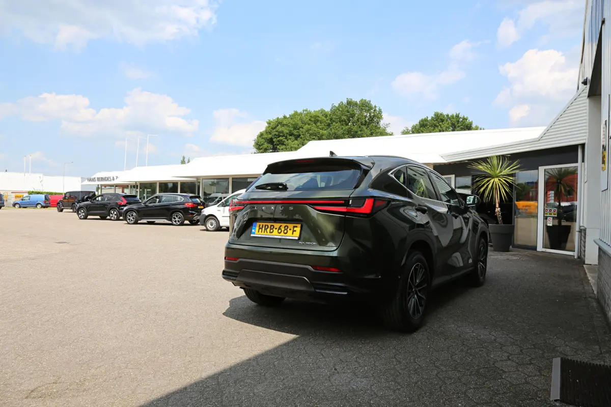 350h*Lexus fabr.garantie t/m 05-2033*Perfect Lexus Onderh.*BTW*ACC/Stoelverw./Stuurverw./Camera/Proact. Rijass./Rijstrook/DAB/LED/Half Leder-alcant./18 inch LM*
