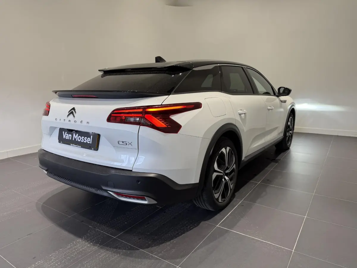 1.6 Plug-in Hybrid 180 Business Plus | MASSAGE | STOEL VERWARM-EN VERKOELING | ADAPTIEF |