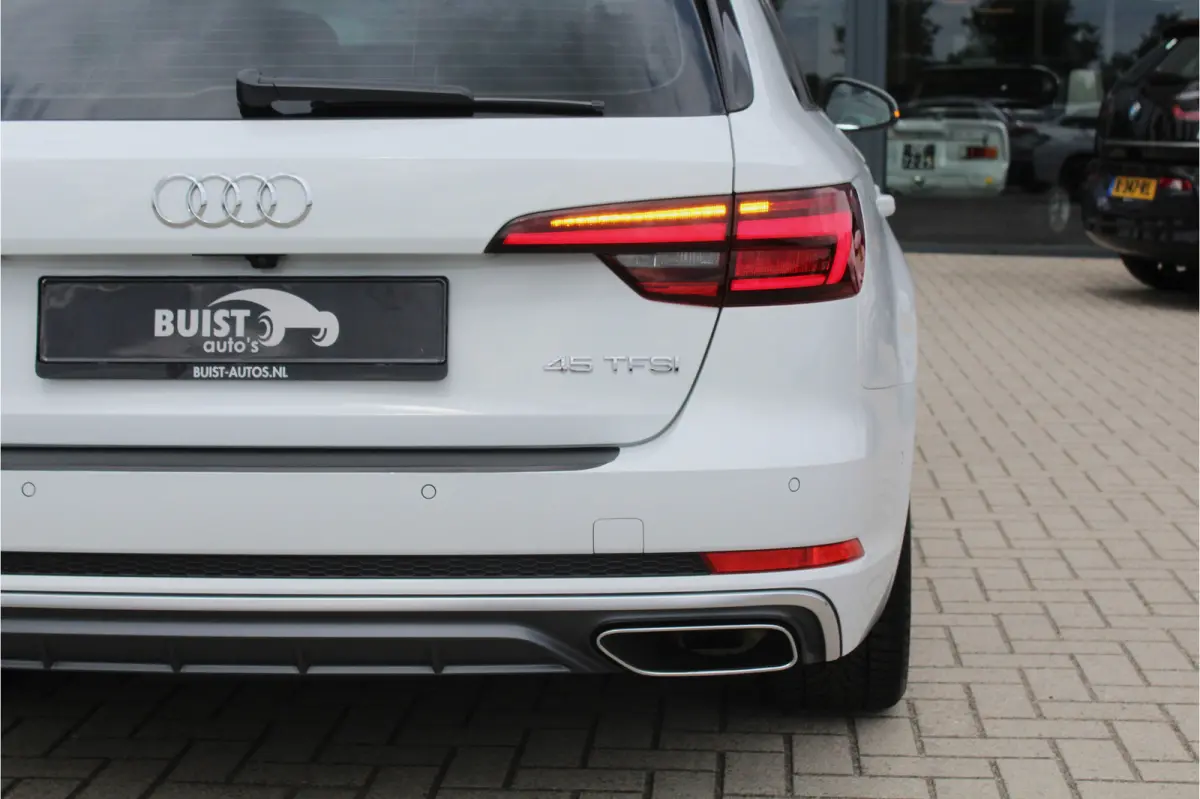 45 TFSI 245pk S-Line Edition PANO ACC LEER LED VIRTUAL HUD 80613KM!