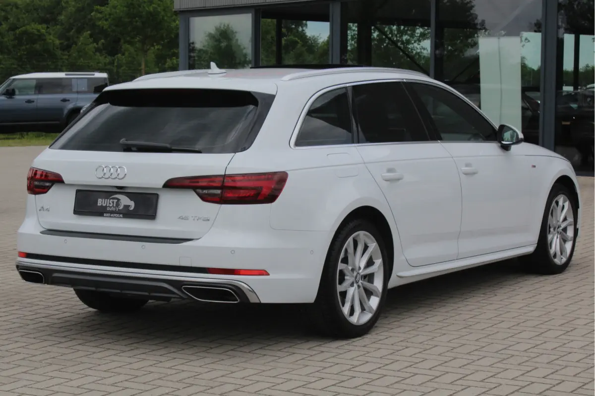 45 TFSI 245pk S-Line Edition PANO ACC LEER LED VIRTUAL HUD 80613KM!