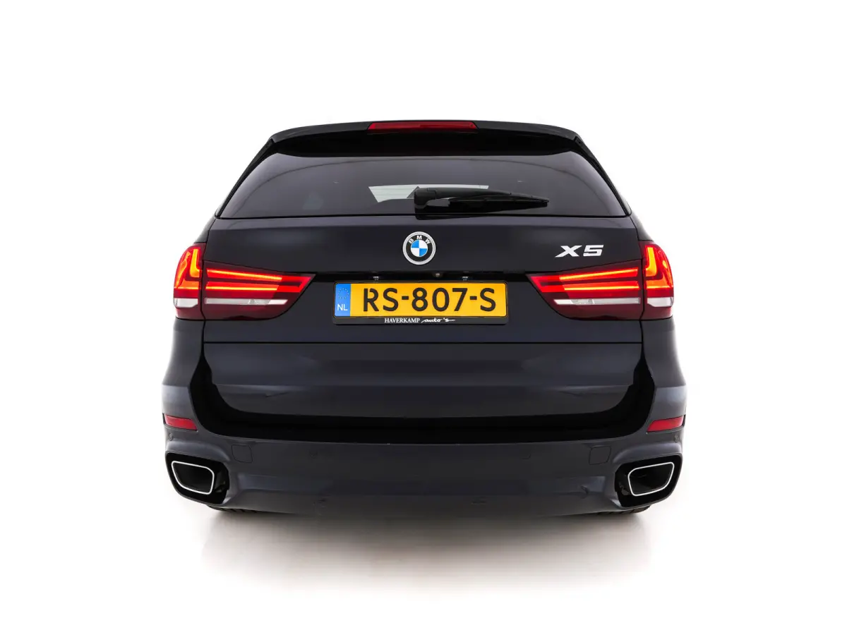 xDrive30d M-Sport-Styling High Executive Aut. *PANO | LEATHER | FULL-LED | HARMAN/KARDON | HEAD-UP | MEMORY-PACK | DIGI-COCKPIT | KEYLESS | CAMERA | NAVI-FULLMAP | AMBIENTLIGHT | HEATED-COMF