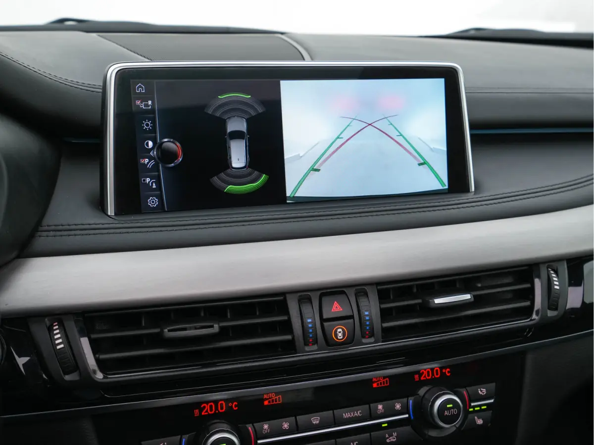 xDrive30d M-Sport-Styling High Executive Aut. *PANO | LEATHER | FULL-LED | HARMAN/KARDON | HEAD-UP | MEMORY-PACK | DIGI-COCKPIT | KEYLESS | CAMERA | NAVI-FULLMAP | AMBIENTLIGHT | HEATED-COMF