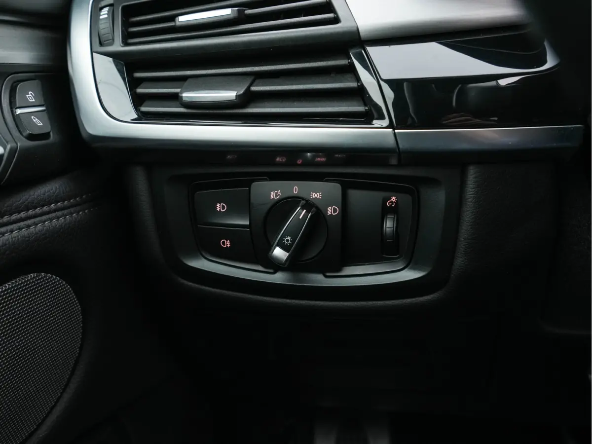xDrive30d M-Sport-Styling High Executive Aut. *PANO | LEATHER | FULL-LED | HARMAN/KARDON | HEAD-UP | MEMORY-PACK | DIGI-COCKPIT | KEYLESS | CAMERA | NAVI-FULLMAP | AMBIENTLIGHT | HEATED-COMF