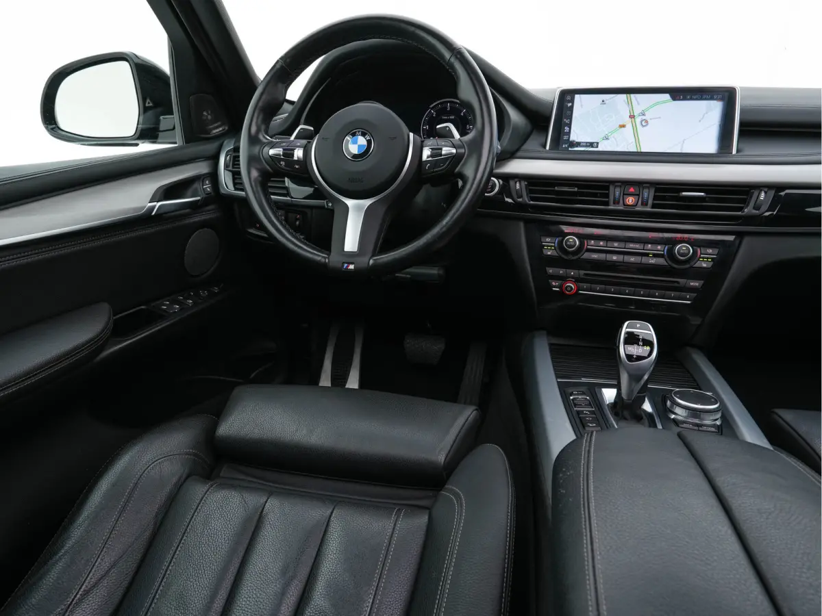 xDrive30d M-Sport-Styling High Executive Aut. *PANO | LEATHER | FULL-LED | HARMAN/KARDON | HEAD-UP | MEMORY-PACK | DIGI-COCKPIT | KEYLESS | CAMERA | NAVI-FULLMAP | AMBIENTLIGHT | HEATED-COMF