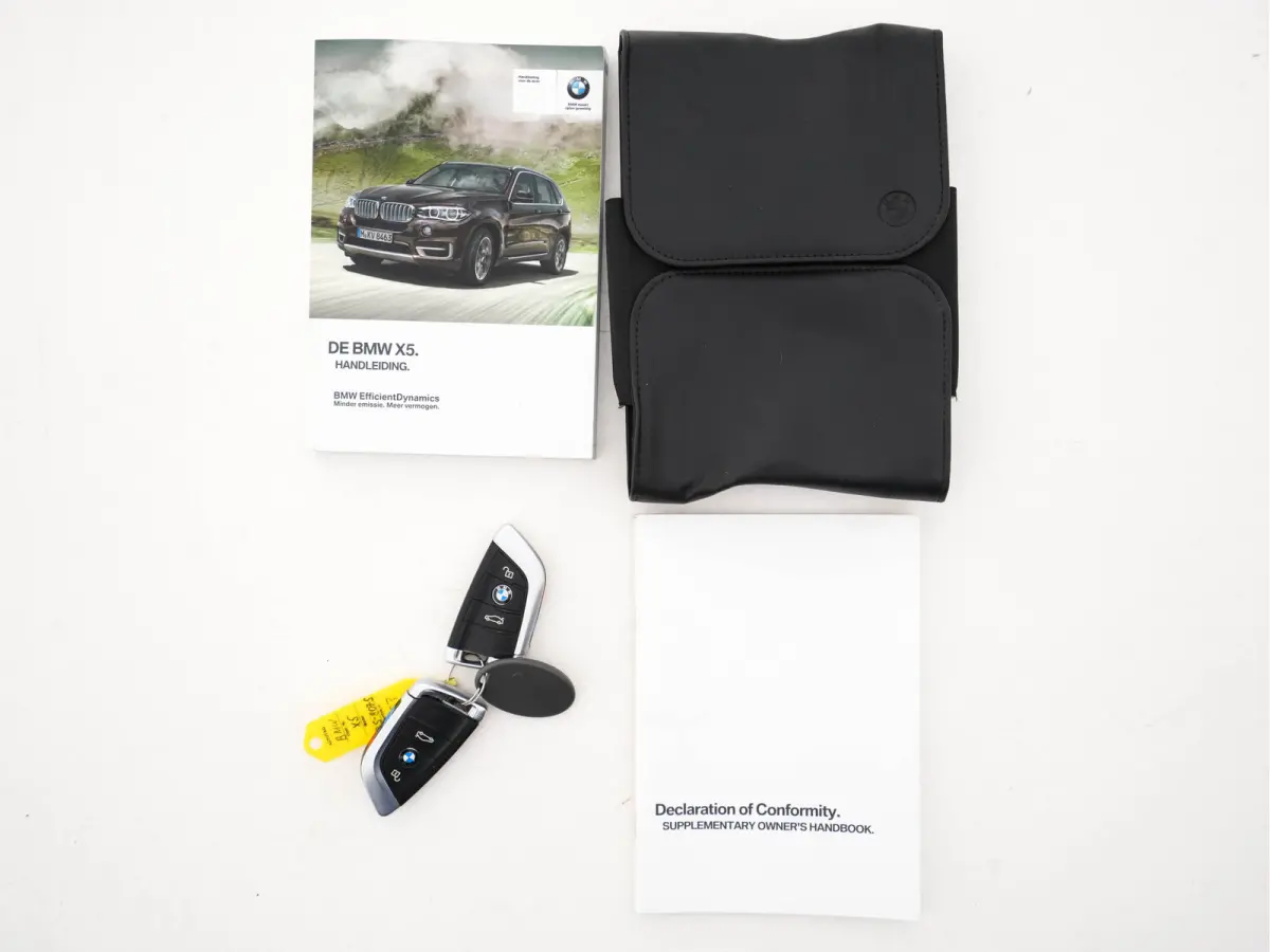 xDrive30d M-Sport-Styling High Executive Aut. *PANO | LEATHER | FULL-LED | HARMAN/KARDON | HEAD-UP | MEMORY-PACK | DIGI-COCKPIT | KEYLESS | CAMERA | NAVI-FULLMAP | AMBIENTLIGHT | HEATED-COMF