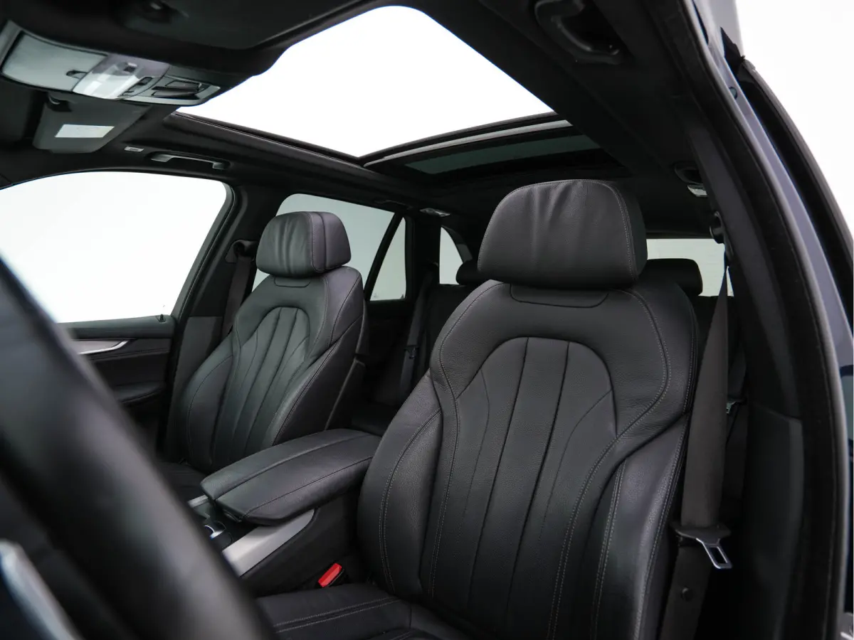 xDrive30d M-Sport-Styling High Executive Aut. *PANO | LEATHER | FULL-LED | HARMAN/KARDON | HEAD-UP | MEMORY-PACK | DIGI-COCKPIT | KEYLESS | CAMERA | NAVI-FULLMAP | AMBIENTLIGHT | HEATED-COMF