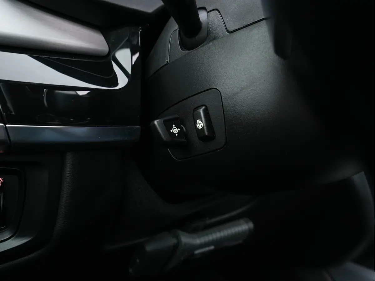 xDrive30d M-Sport-Styling High Executive Aut. *PANO | LEATHER | FULL-LED | HARMAN/KARDON | HEAD-UP | MEMORY-PACK | DIGI-COCKPIT | KEYLESS | CAMERA | NAVI-FULLMAP | AMBIENTLIGHT | HEATED-COMF