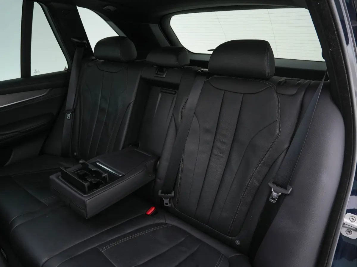 xDrive30d M-Sport-Styling High Executive Aut. *PANO | LEATHER | FULL-LED | HARMAN/KARDON | HEAD-UP | MEMORY-PACK | DIGI-COCKPIT | KEYLESS | CAMERA | NAVI-FULLMAP | AMBIENTLIGHT | HEATED-COMF