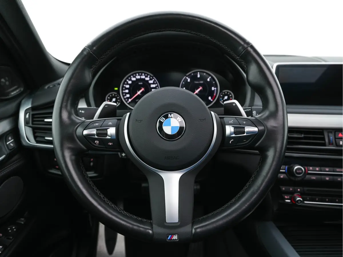 xDrive30d M-Sport-Styling High Executive Aut. *PANO | LEATHER | FULL-LED | HARMAN/KARDON | HEAD-UP | MEMORY-PACK | DIGI-COCKPIT | KEYLESS | CAMERA | NAVI-FULLMAP | AMBIENTLIGHT | HEATED-COMF