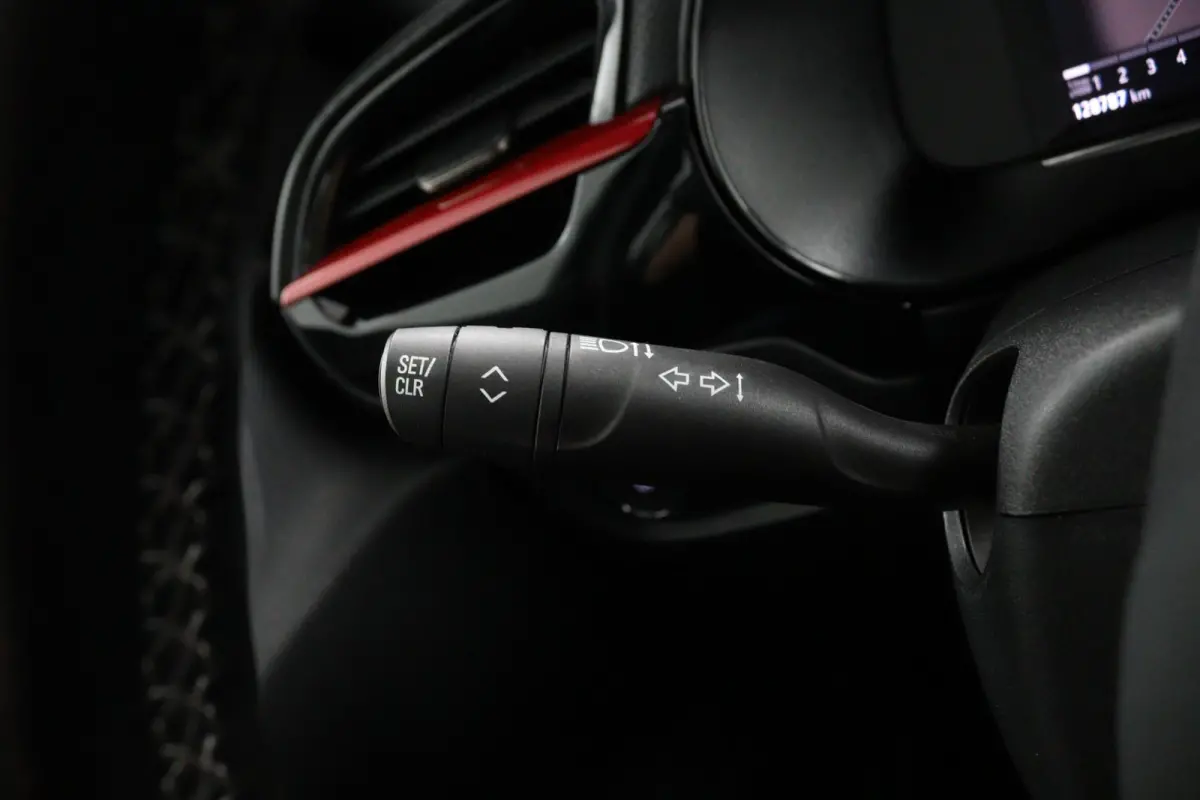 1.2 GS Line*NAVI*A/C*CRUISE*LMV*CARPLAY*TEL*