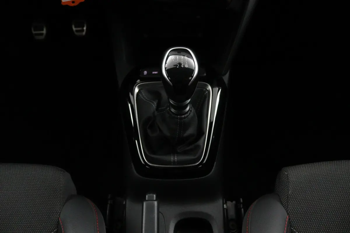 1.2 GS Line*NAVI*A/C*CRUISE*LMV*CARPLAY*TEL*