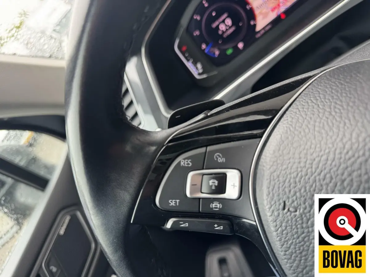 2.0 TSI 4Motion Highline 7p. Bom vol auto!!