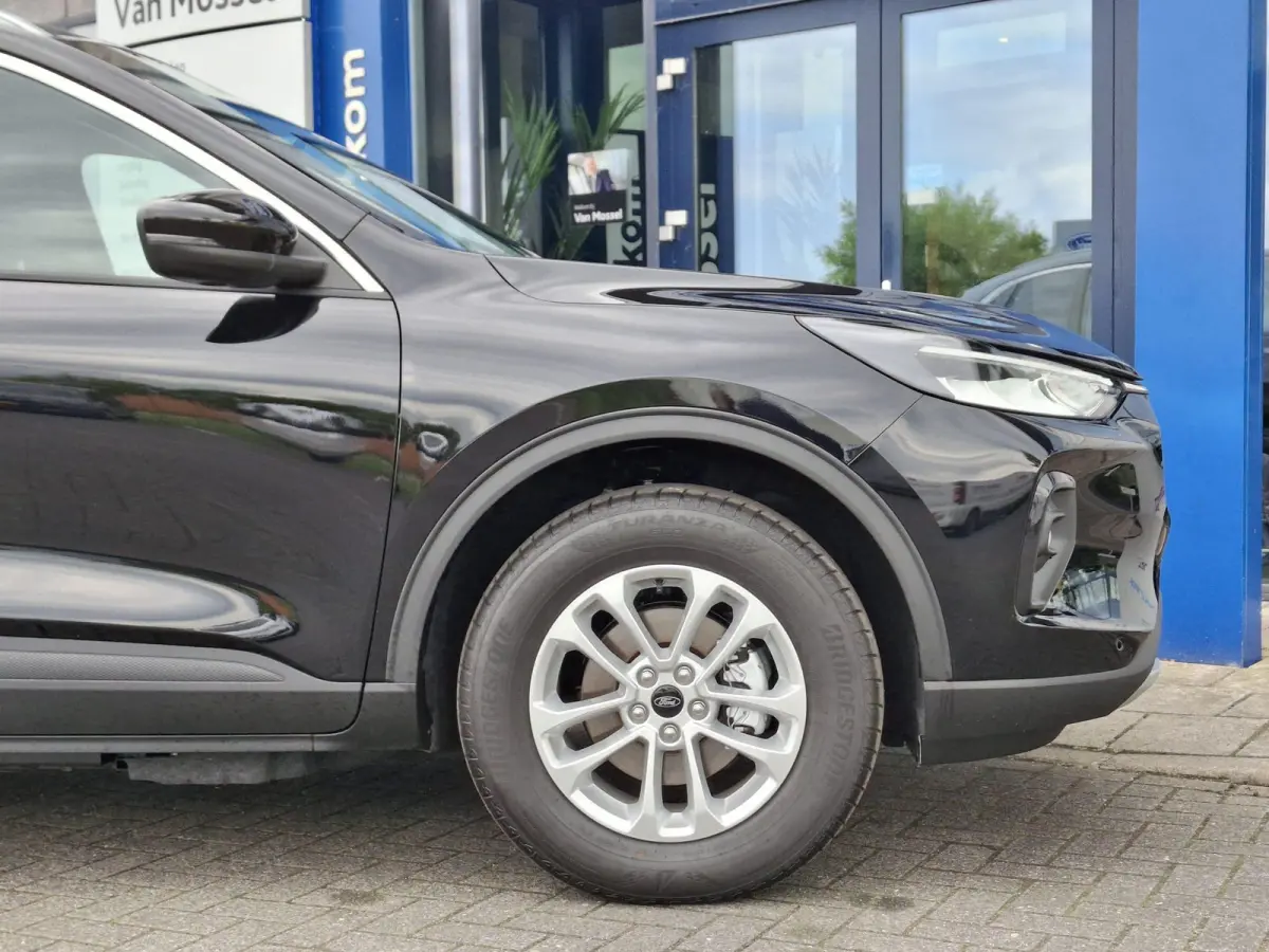 2.5 PHEV Titanium | €4000 Ford voordeel | Gratis laadpaal | Te Bestellen | 243PK  | Elektrisch wegklapbare trekhaak | Navigatie | Achteruitrijcamera | Parkeersensoren | DAB | Apple Carplay