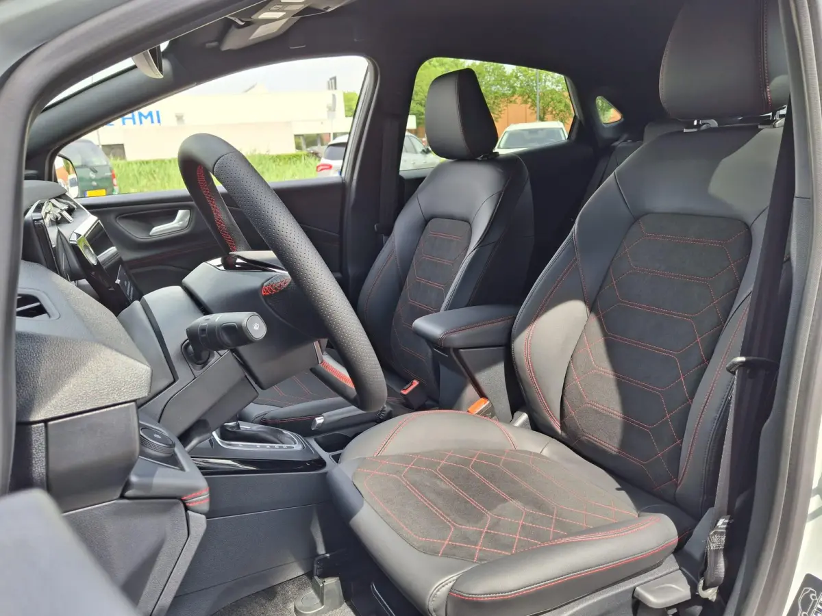 1.0 EcoBoost ST-Line X | nieuw te bestellen! | 125PK | Automaat | Adaptive cruise control | Dodehoekdetectie | Full LED | Winter Pack | 19'' lichtmetalen velgen