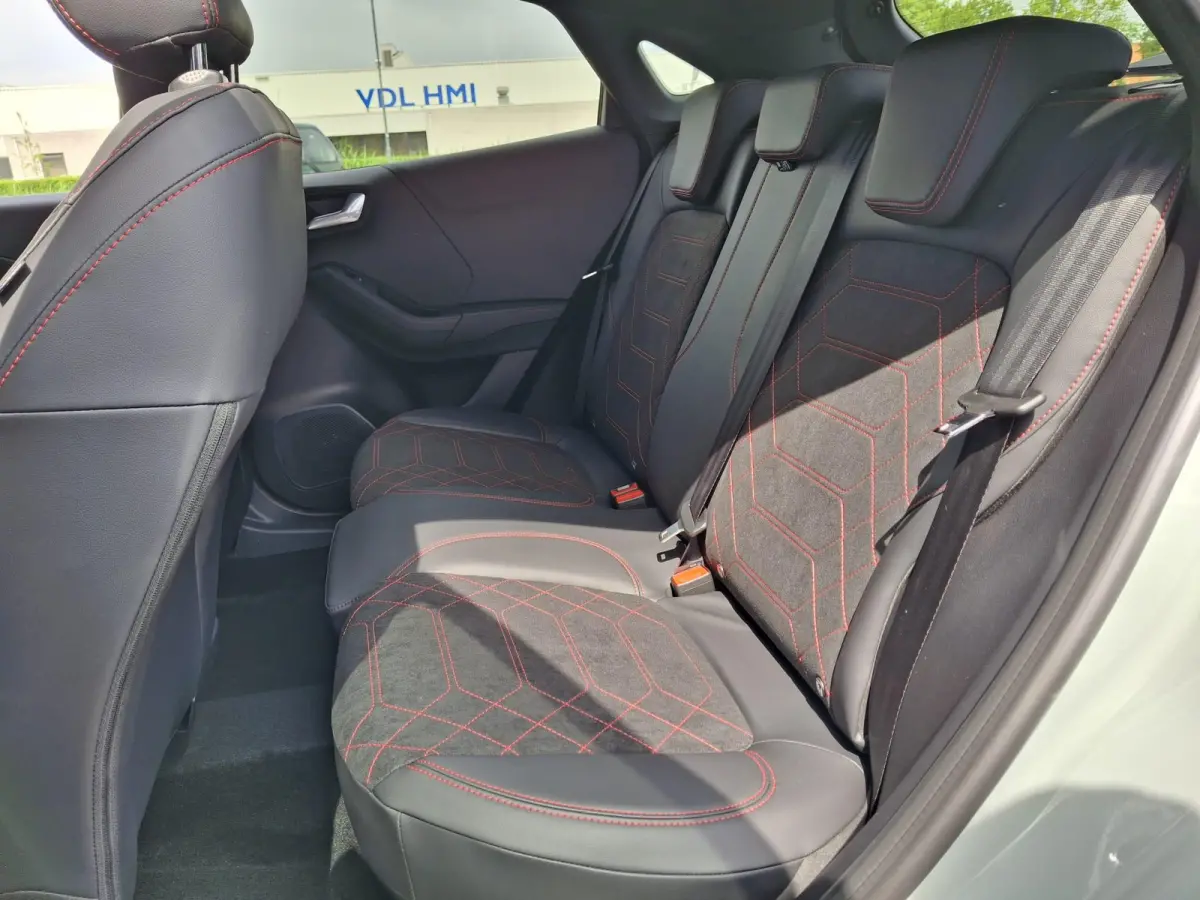 1.0 EcoBoost ST-Line X | nieuw te bestellen! | 125PK | Automaat | Adaptive cruise control | Dodehoekdetectie | Full LED | Winter Pack | 19'' lichtmetalen velgen