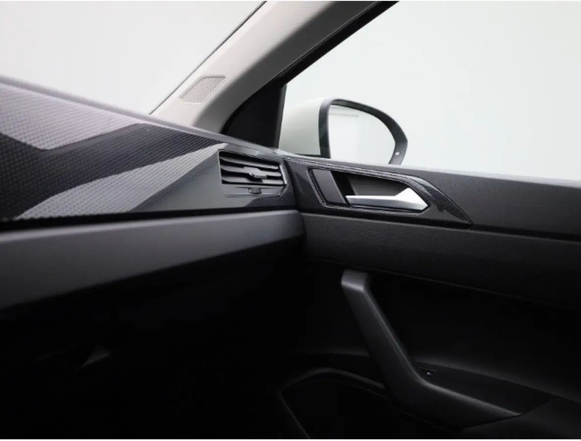 1.0 TSI Life Edition 116 PK Automaat | Apple Carplay draadloos | Parkeersensoren | Camera | 17" Lichtmetalen velgen | LED koplampen | Android Auto draadloos | Keyless access | Ruiten getint 