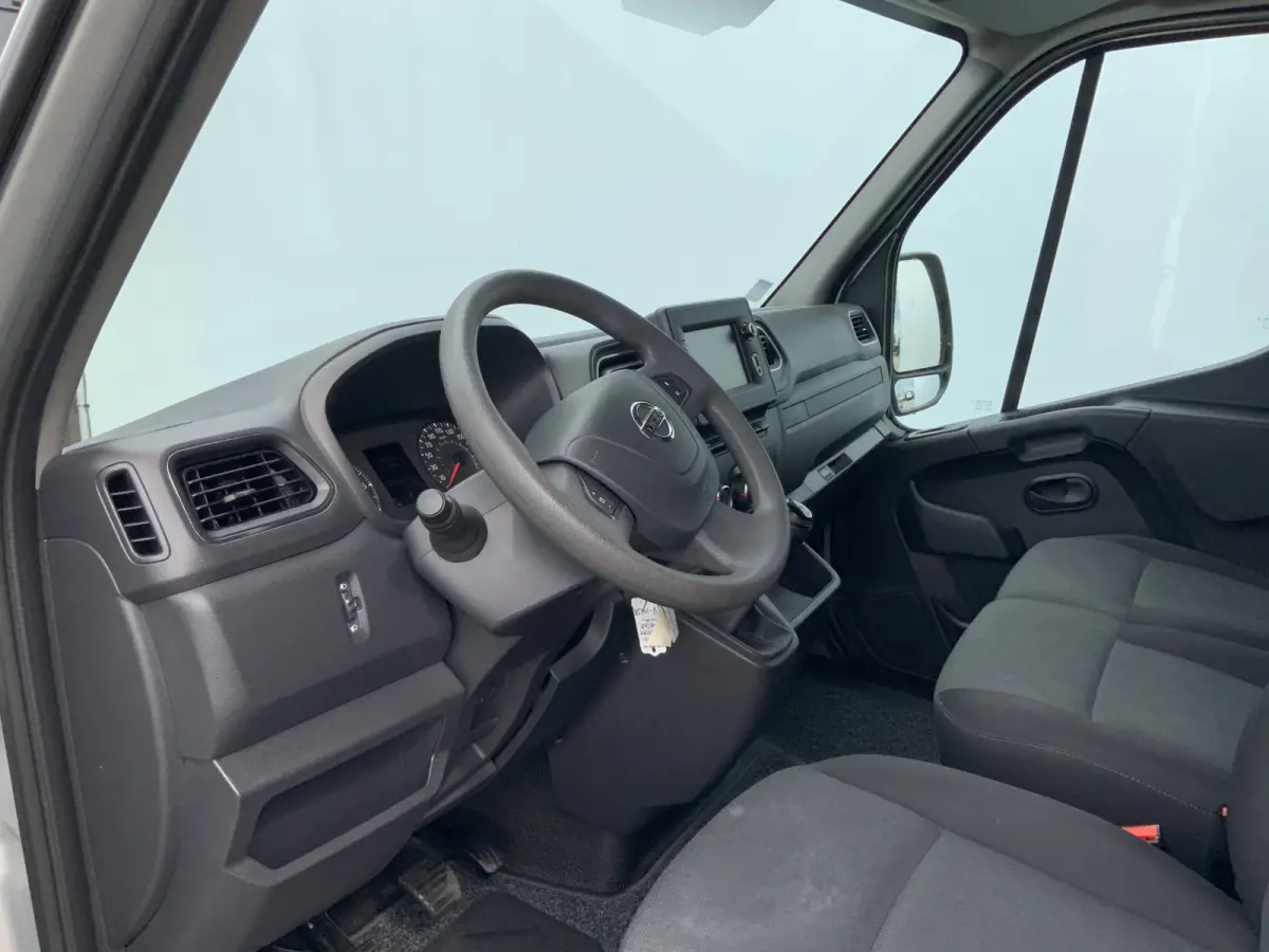 2.3 dCi L2H2 Acenta Airco Cruise 3 Zits Camera Navi Trekhaak 2500 kg Euro 6