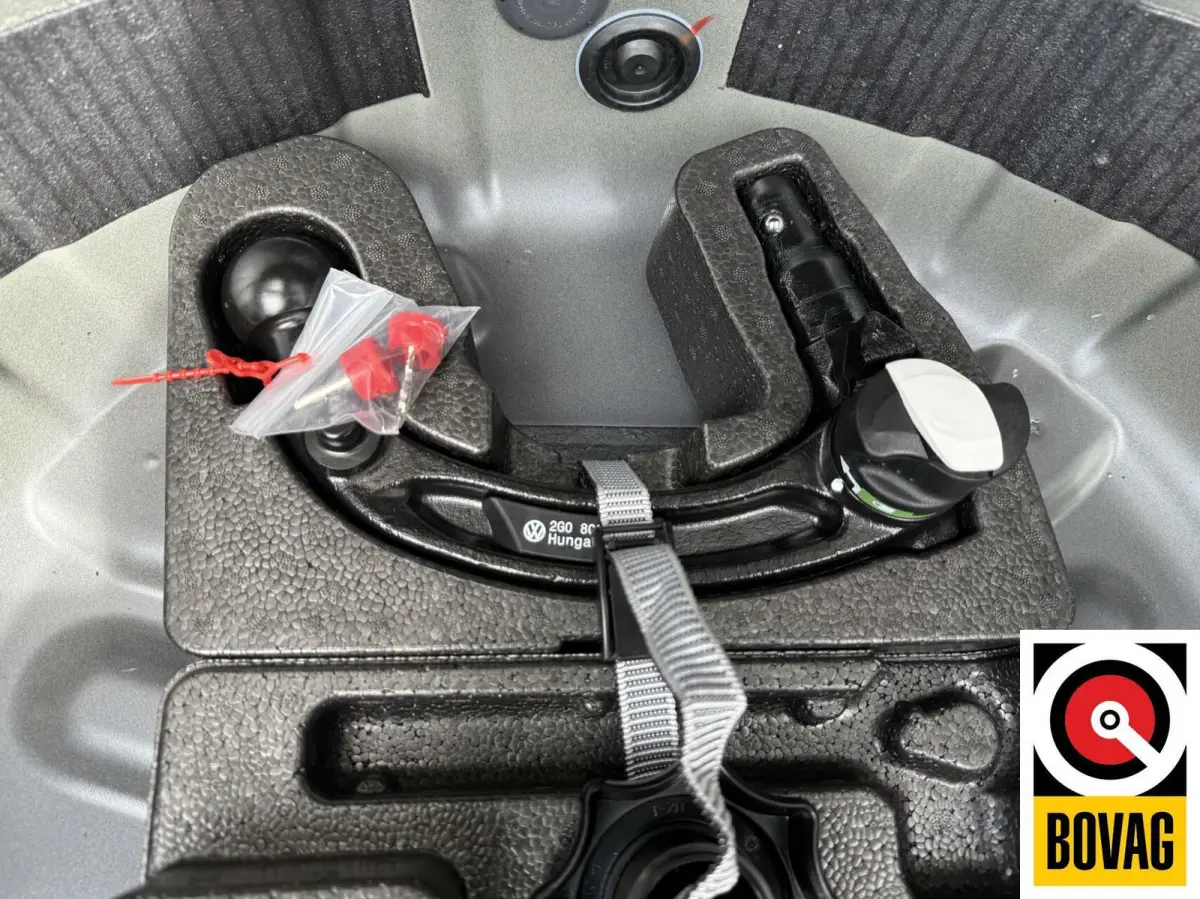 1.0 TSI Life Edition Camera CarPlay Navi AUTOMAAT