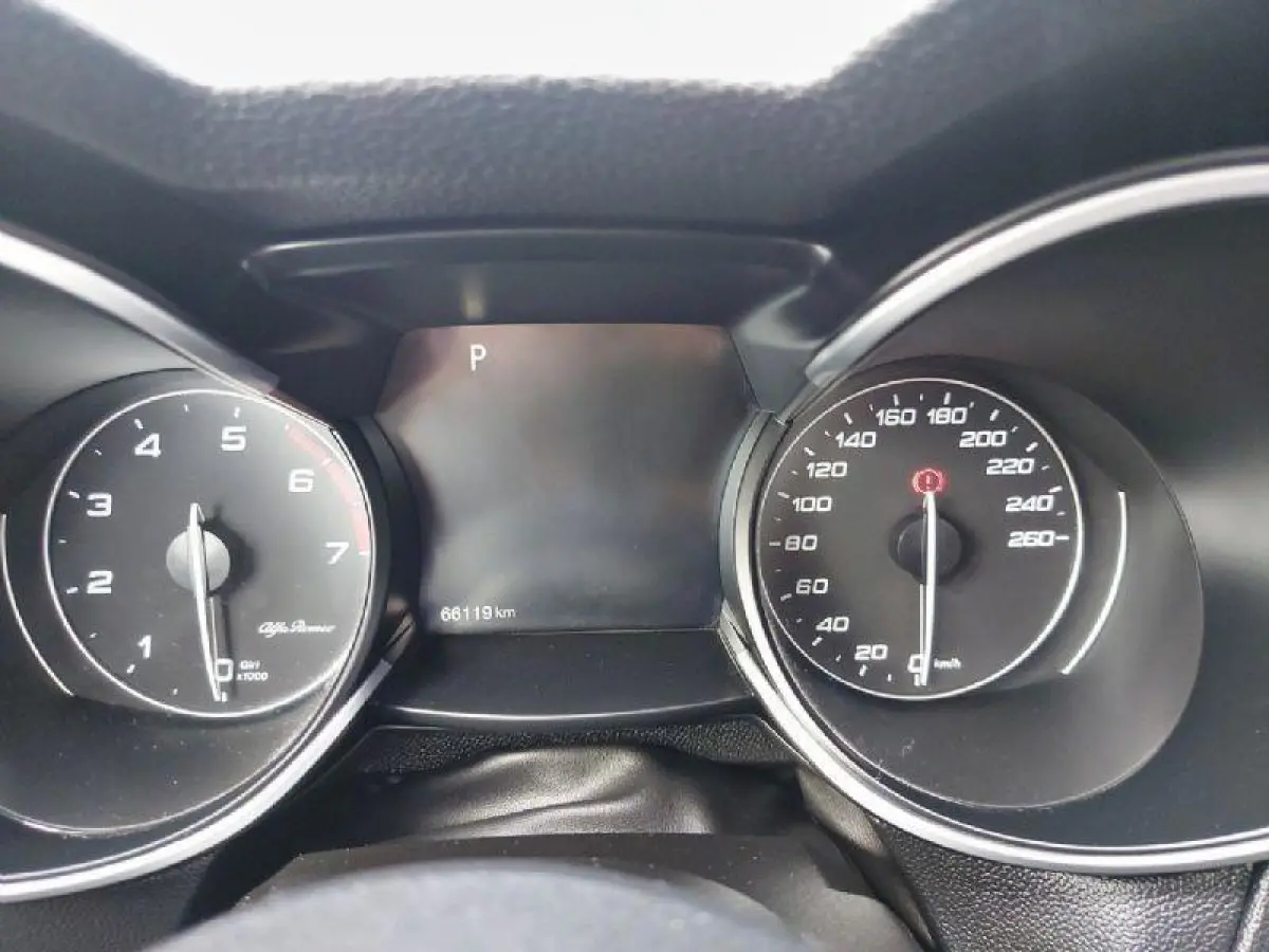 2.0 T AWD Super Automaat, panoramadak,trekhaak,cruise,navigatie,achteruitrijcamera,lederen bekleding,parkeersensoren,