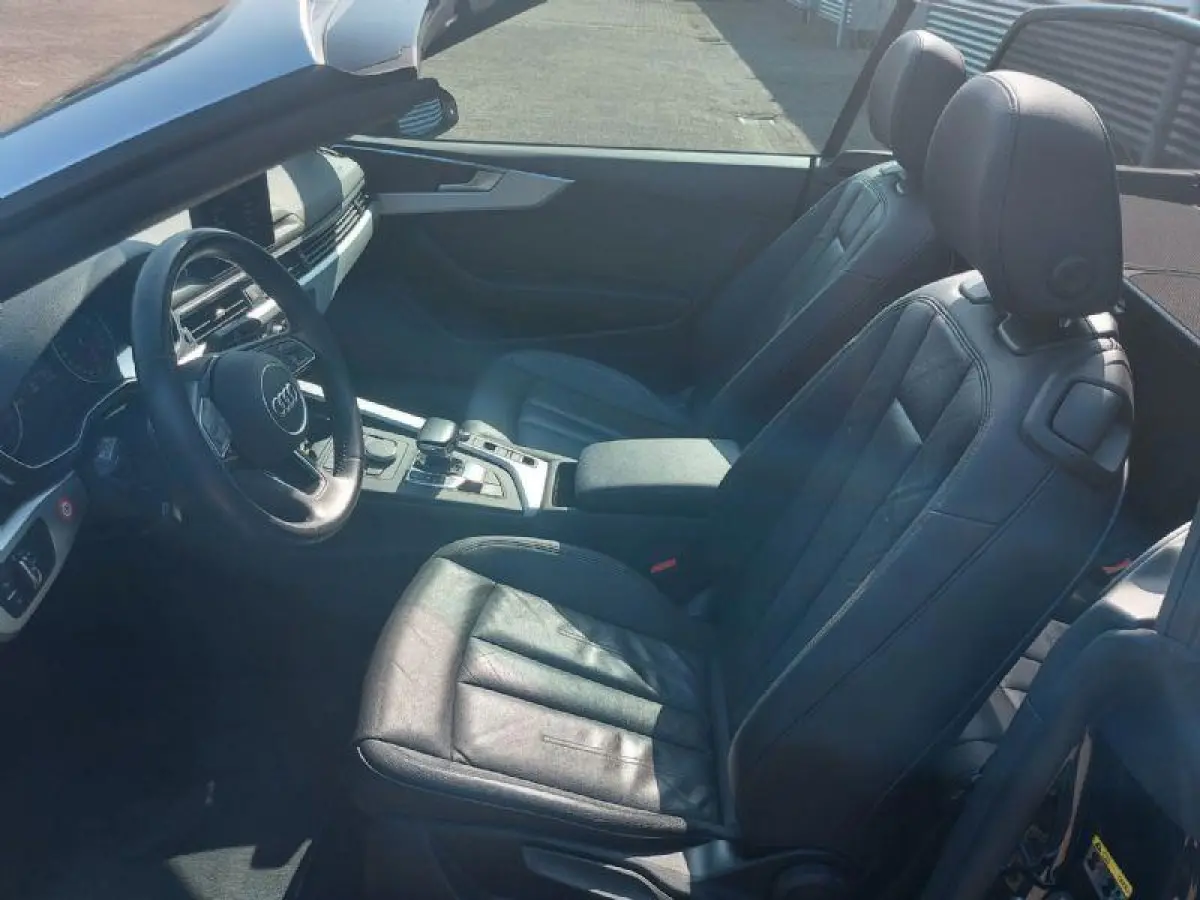 2.0 TFSI MHEV Pro Line Automaat, airco,navigatie,stoelverwarming,lederen bekleding,parkeersensoren,