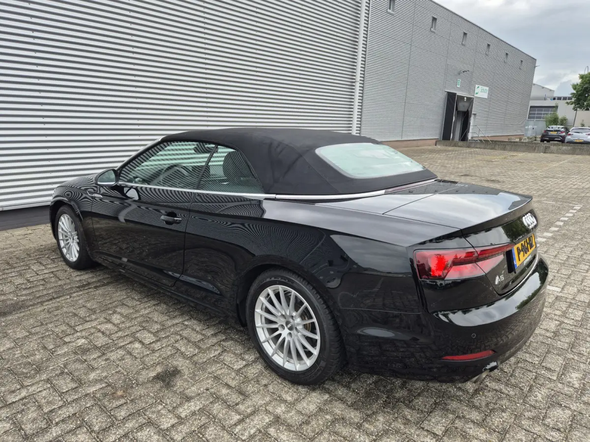 2.0 TFSI MHEV Pro Line Automaat, airco,navigatie,stoelverwarming,lederen bekleding,parkeersensoren,