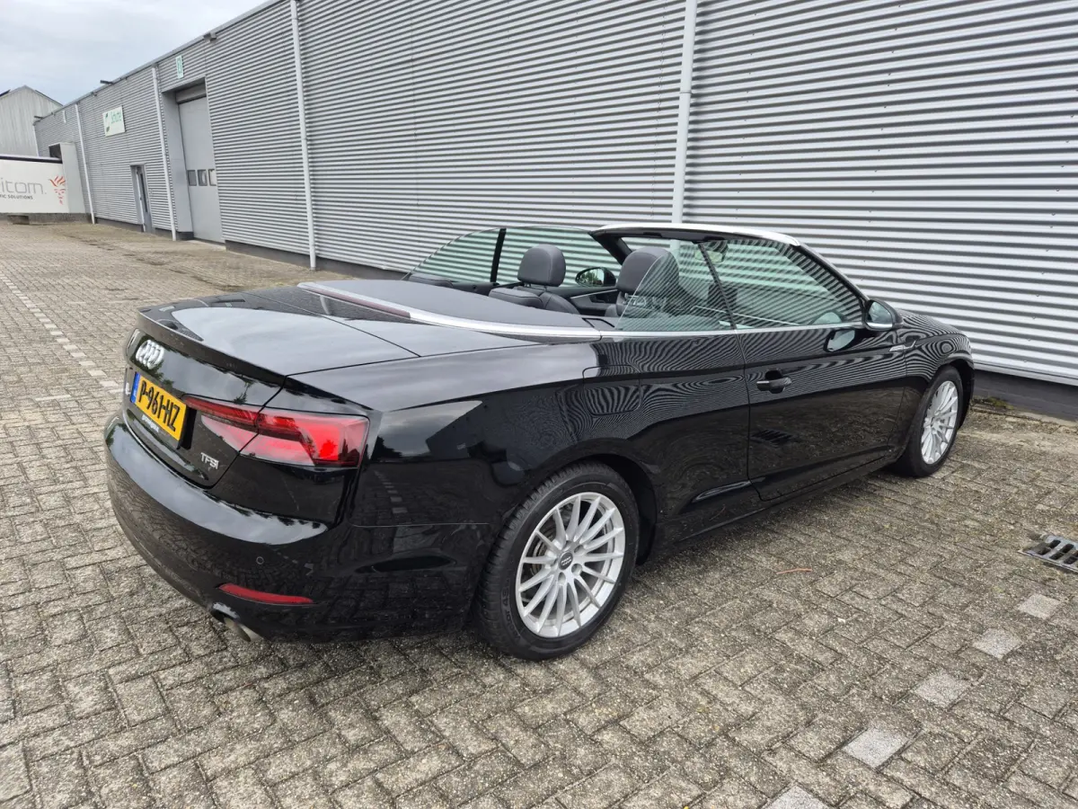 2.0 TFSI MHEV Pro Line Automaat, airco,navigatie,stoelverwarming,lederen bekleding,parkeersensoren,