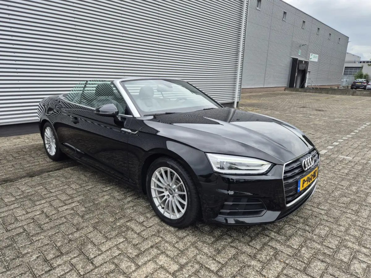 2.0 TFSI MHEV Pro Line Automaat, airco,navigatie,stoelverwarming,lederen bekleding,parkeersensoren,