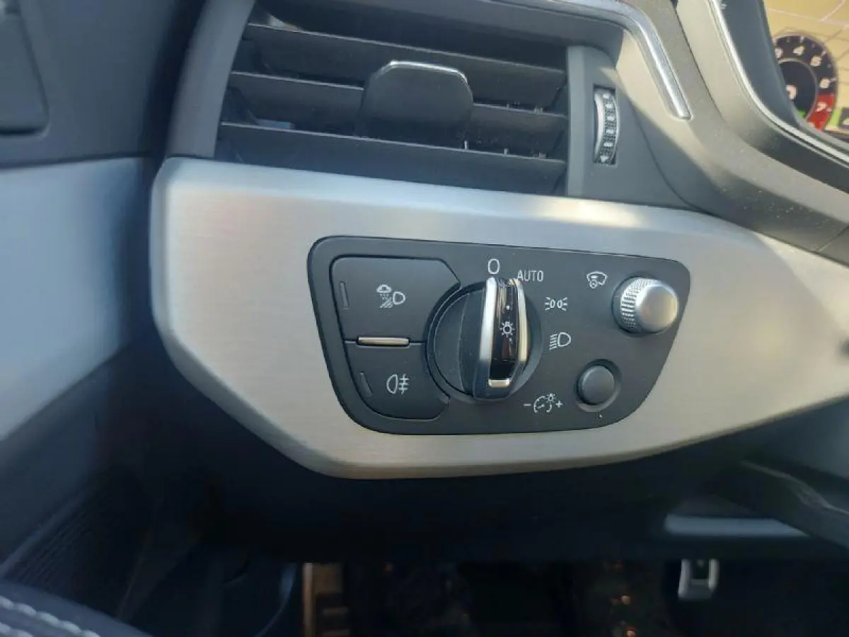 3.0 TFSI S5 quattro Virtueel ,B&O,Alarm kl.5, airco,cruise,navigatie,360 camera,stoelverwarming,parkcontrol,