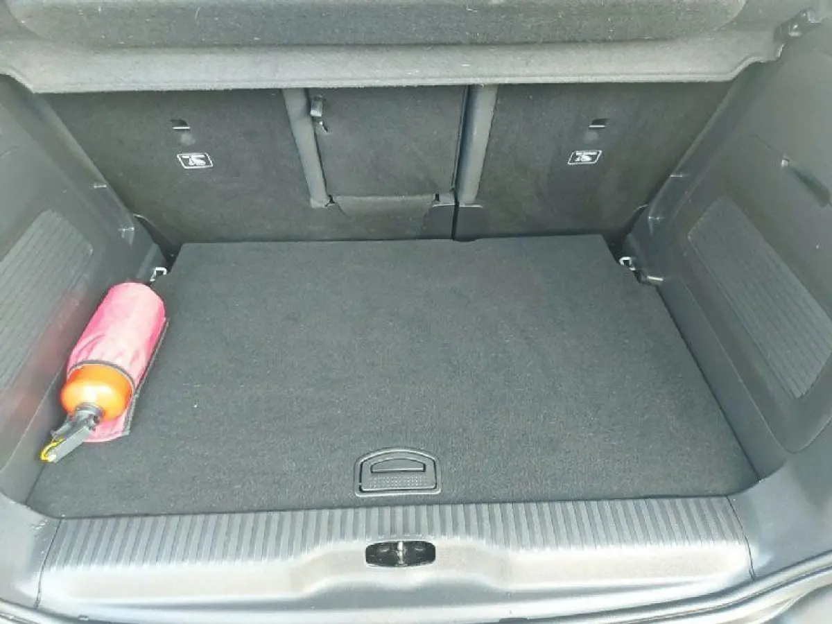 1.2 PureTech S&S Shine Automaat, airco,cruise,navigatie,parkeersensoren achter,